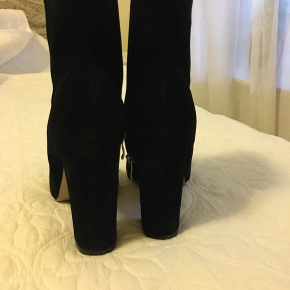 Black booties perfect for the winter ! - Picture 3 of 5